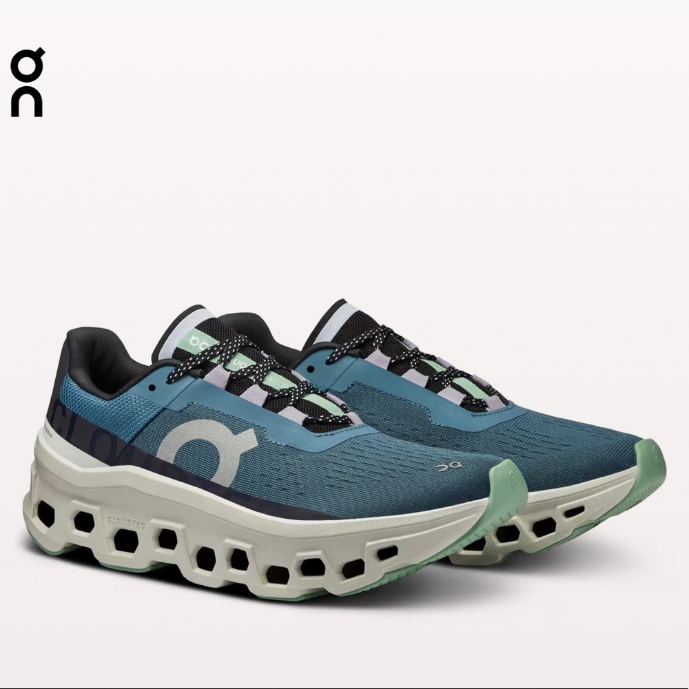 On Cloud - Cloudmonster Running Shoe
